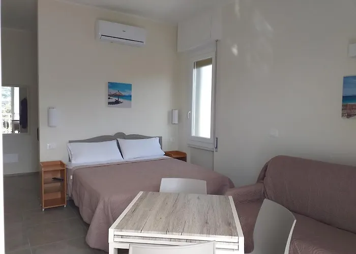 Via Dei Mille 1, E Vista Mare 公寓 Marina dʼAndora